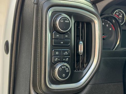 Used 2022 Chevrolet Silverado 3500 LT w/ Convenience Package image 29