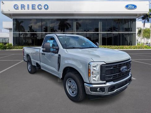 New 2026 Ford F350 XL w/ XL Chrome Package RWD image 2