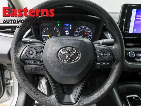 Used 2023 Toyota Corolla LE image 10