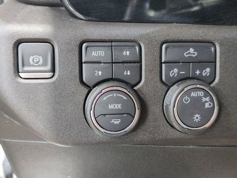 Used 2024 Chevrolet Silverado 1500 LT AWD/4WD image 12