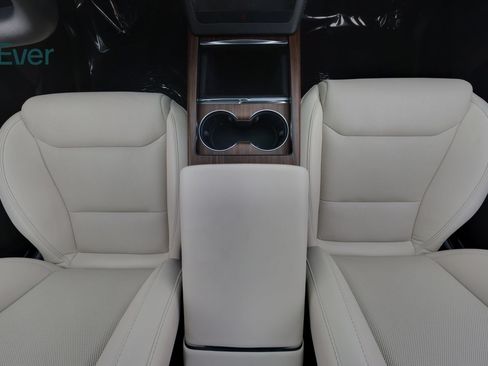 Used 2023 Tesla Model X AWD/4WD image 29