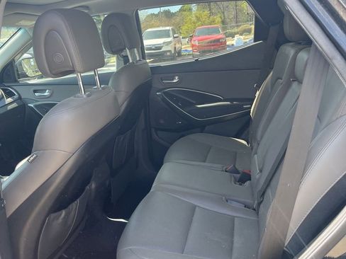 Used 2017 Hyundai Santa Fe Sport image 12