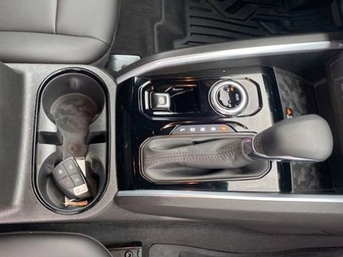 Used 2023 Chevrolet Colorado LT w/ LT Convenience Package III image 15