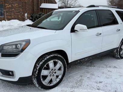 Used 2017 GMC Acadia Limited SLT
