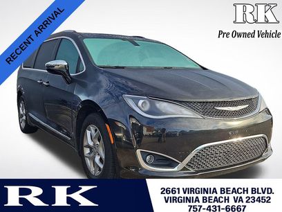 Used 2017 Chrysler Pacifica Limited