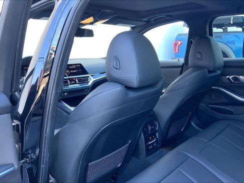 Used 2019 BMW 330i Sedan w/ Convenience Package RWD image 13