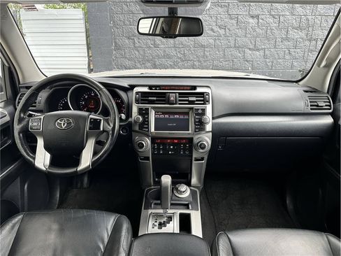 Used 2011 Toyota 4Runner Limited AWD/4WD image 20