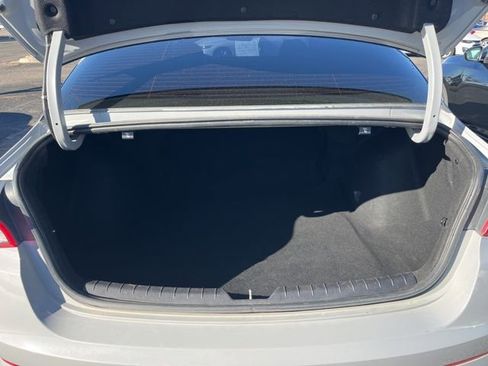 Used 2022 Kia K5 GT-Line image 11