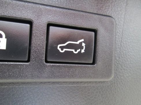 Used 2021 Subaru Outback Onyx Edition XT AWD/4WD image 13
