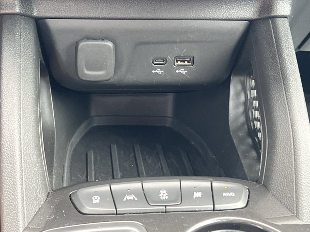 Used 2025 Chevrolet TrailBlazer LT AWD/4WD image 21