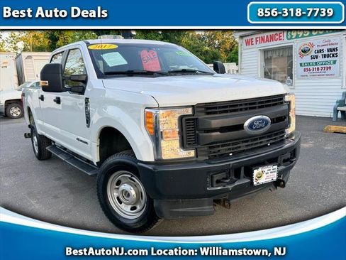 Used 2017 Ford F250 XL w/ Power Equipment Group AWD/4WD image 1