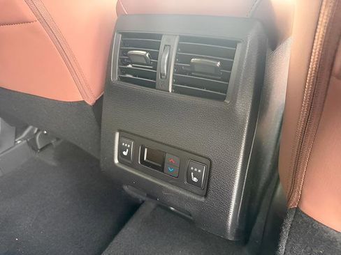New 2026 Mitsubishi Outlander SEL FWD image 25