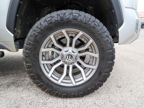 Used 2024 Toyota Tundra SR5 AWD/4WD image 14