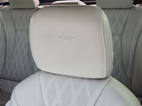 Used 2022 Buick Envision Avenir w/ Technology Package II image 23