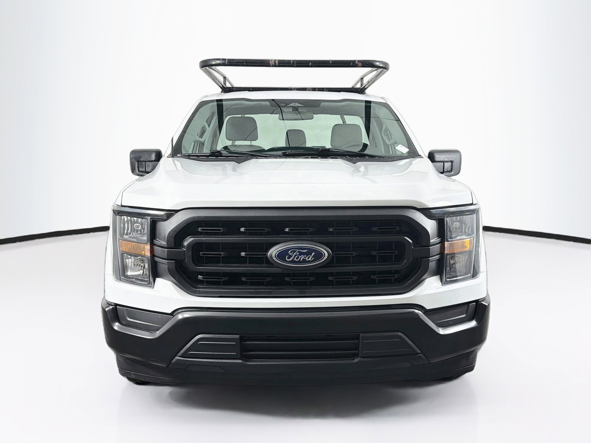 Used 2023 Ford F150 XL RWD image 2
