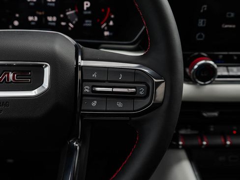 New 2025 GMC Canyon AT4 w/ AT4X Package image 20