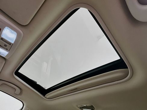 Used 2019 Subaru Outback 3.6R Limited w/ Popular Package #2 image 25