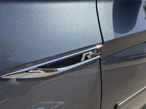Used 2019 Volkswagen Jetta R-Line FWD image 9