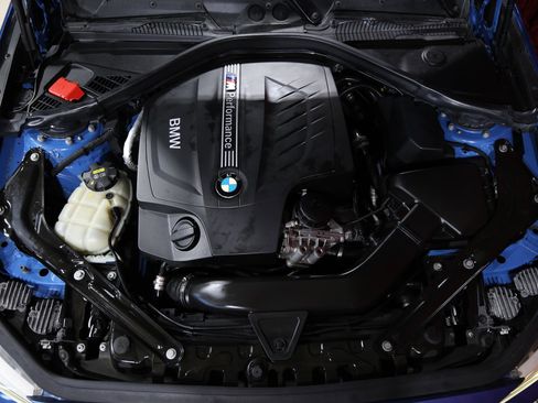 Used 2016 BMW M235i Convertible image 28