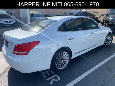 Used 2014 Hyundai Equus Signature RWD image 3