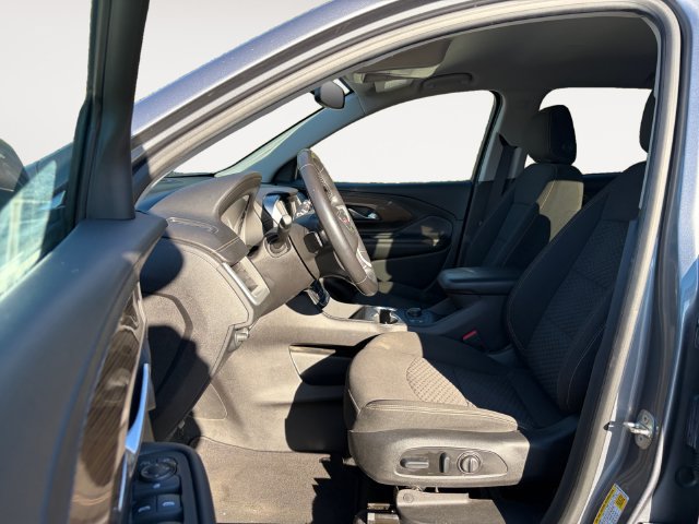 Used 2018 GMC Terrain SLE w/ Driver Convenience Package FWD image 9