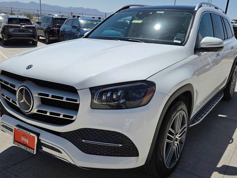 Used 2020 Mercedes-Benz GLS 450 4MATIC image 2