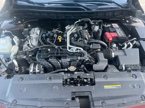 Certified 2025 Nissan Altima 2.5 SV AWD/4WD image 28