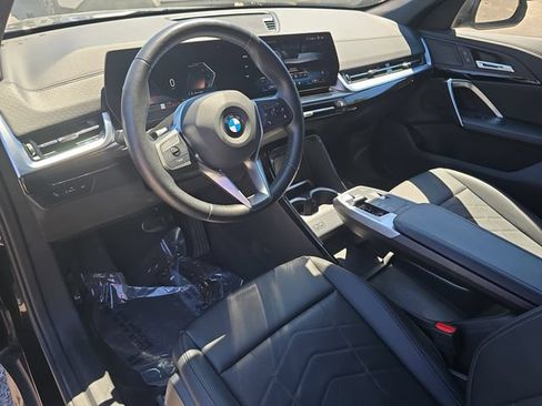 Used 2025 BMW X2 xDrive28i AWD/4WD image 21