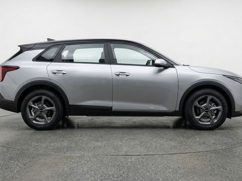 Used 2025 Kia K4 FWD image 11