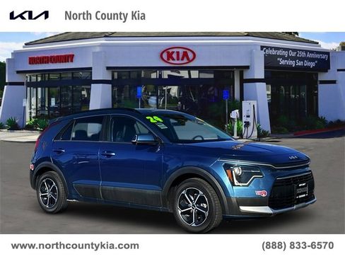 Used 2024 Kia Niro EX image 1
