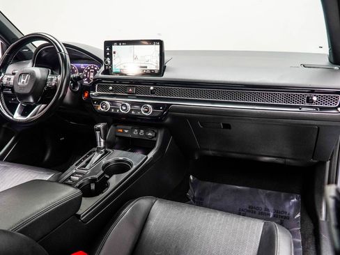 Used 2022 Honda Civic Sport Touring image 16