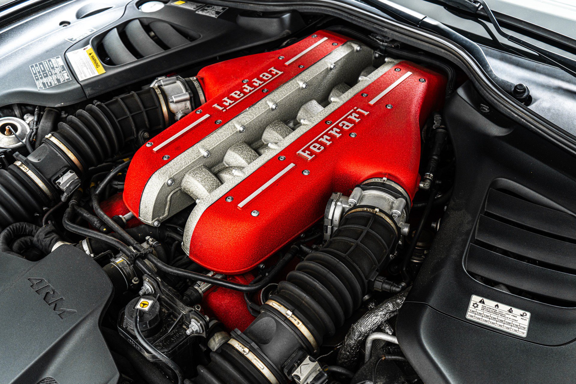 Used 2019 Ferrari GTC4Lusso AWD/4WD image 45