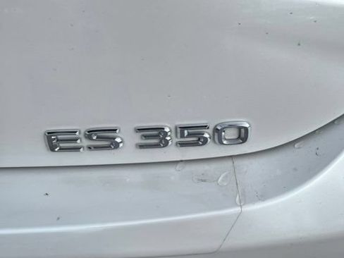 Certified 2022 Lexus ES 350 w/ Premium Package FWD image 6