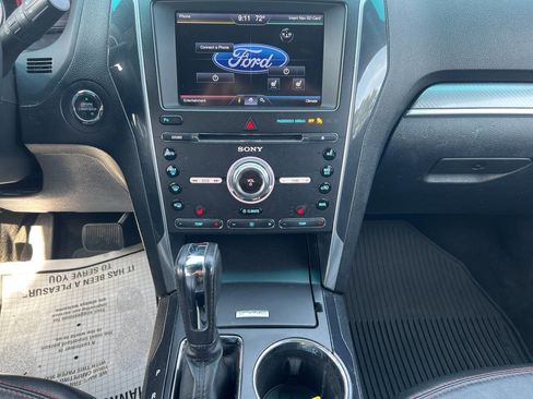 Used 2016 Ford Explorer Sport image 14