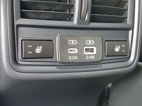 Certified 2026 Subaru Outback Limited AWD/4WD image 12
