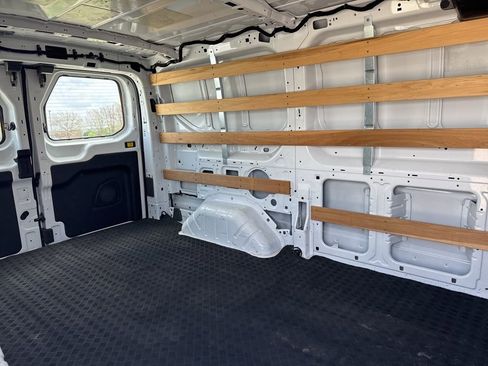 Used 2024 Ford Transit 250 Low Roof w/ Exterior Upgrade Package image 8