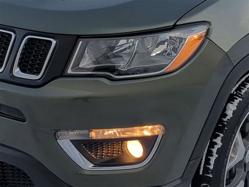 Certified 2019 Jeep Compass Limited image 11