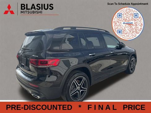 Used 2021 Mercedes-Benz GLB 250 4MATIC w/ AMG Line image 11