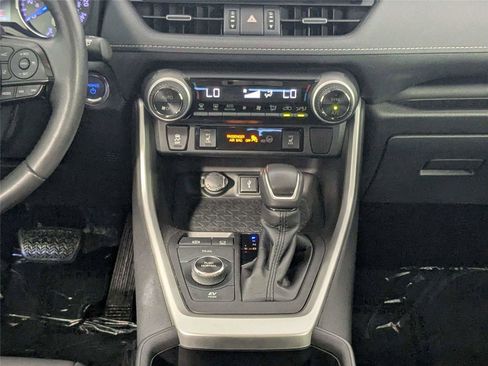 Used 2021 Toyota RAV4 XLE Premium AWD/4WD image 43