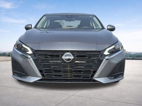 Certified 2023 Nissan Altima 2.5 SL FWD image 8