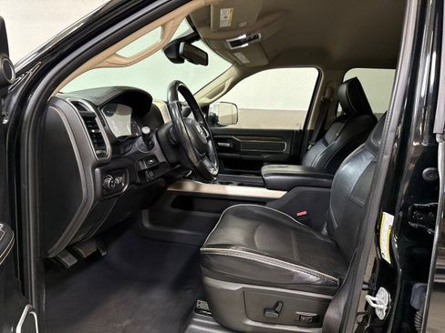 Used 2020 RAM 3500 Laramie image 12