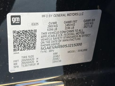 Used 2025 Buick Enclave Preferred AWD/4WD image 37