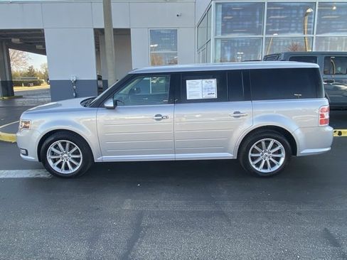 Used 2019 Ford Flex Limited image 5