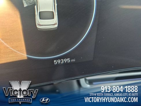 Used 2024 Hyundai Elantra Limited FWD image 16