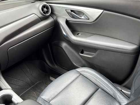 Used 2020 Chevrolet Blazer LT image 15