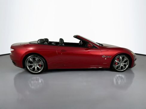 Used 2013 Maserati GranTurismo Sport RWD image 38
