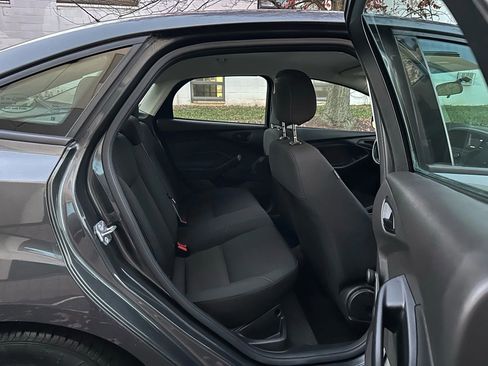 Used 2018 Ford Focus S image 20
