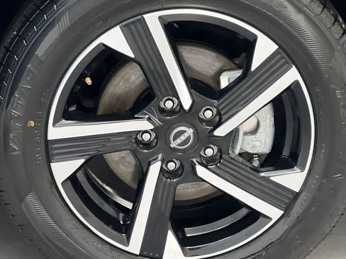 Used 2025 Nissan Sentra SV FWD image 63