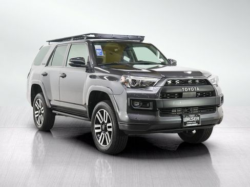 Used 2022 Toyota 4Runner Limited AWD/4WD image 7