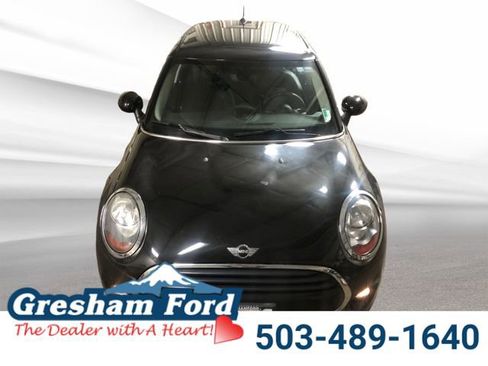 Used 2016 MINI Cooper 4-Door Hardtop image 10